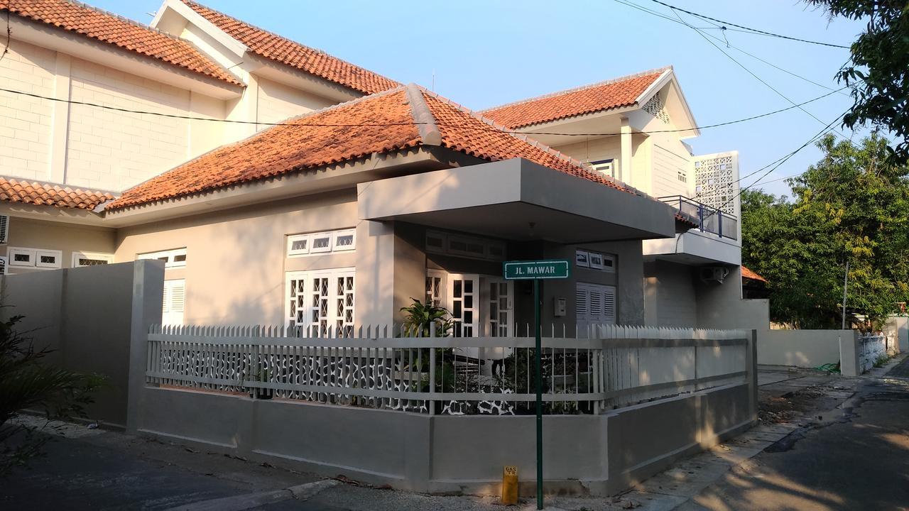 Roemah Kesambi Cirebon Bagian luar foto